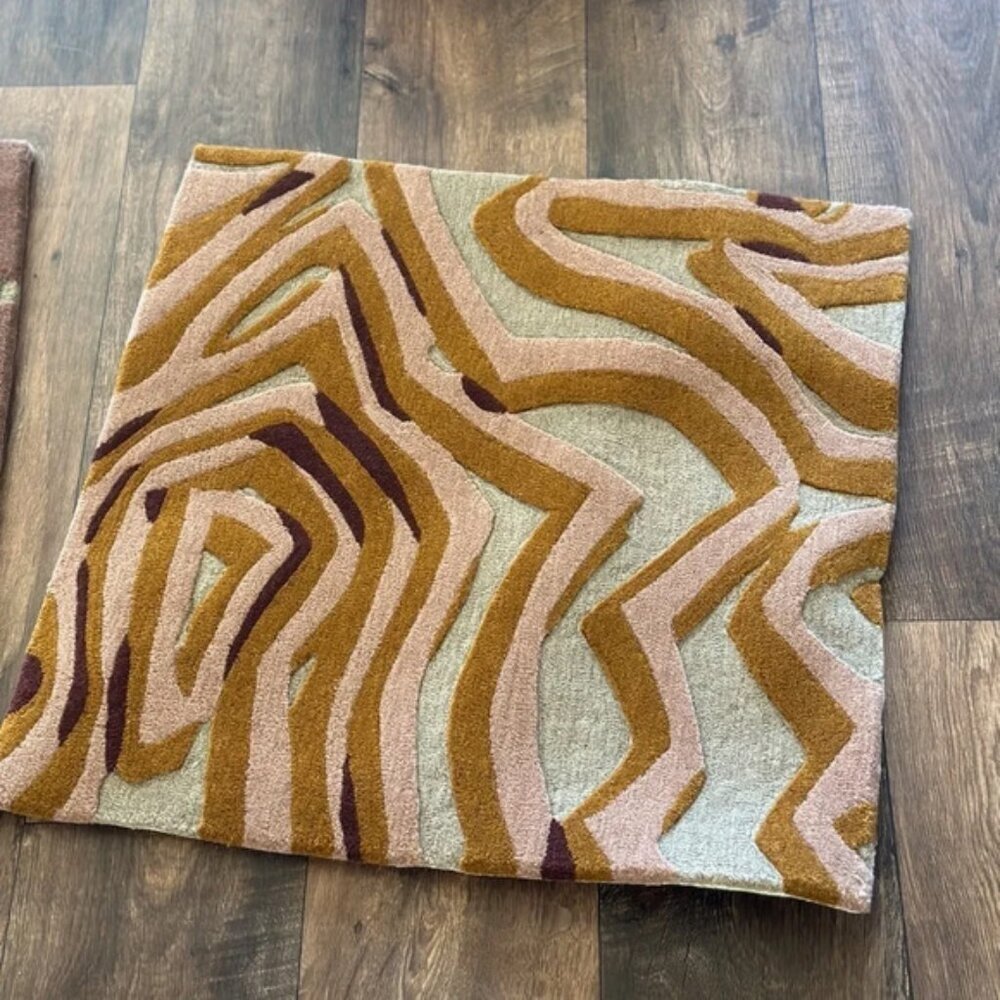 Nourison Area Rug Sample 24”x24” Square Shape